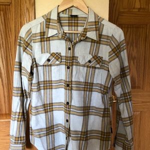 Patagonia—Women's Long-Sleeved Organic Cotton Midweight Fjord Flannel Shirt